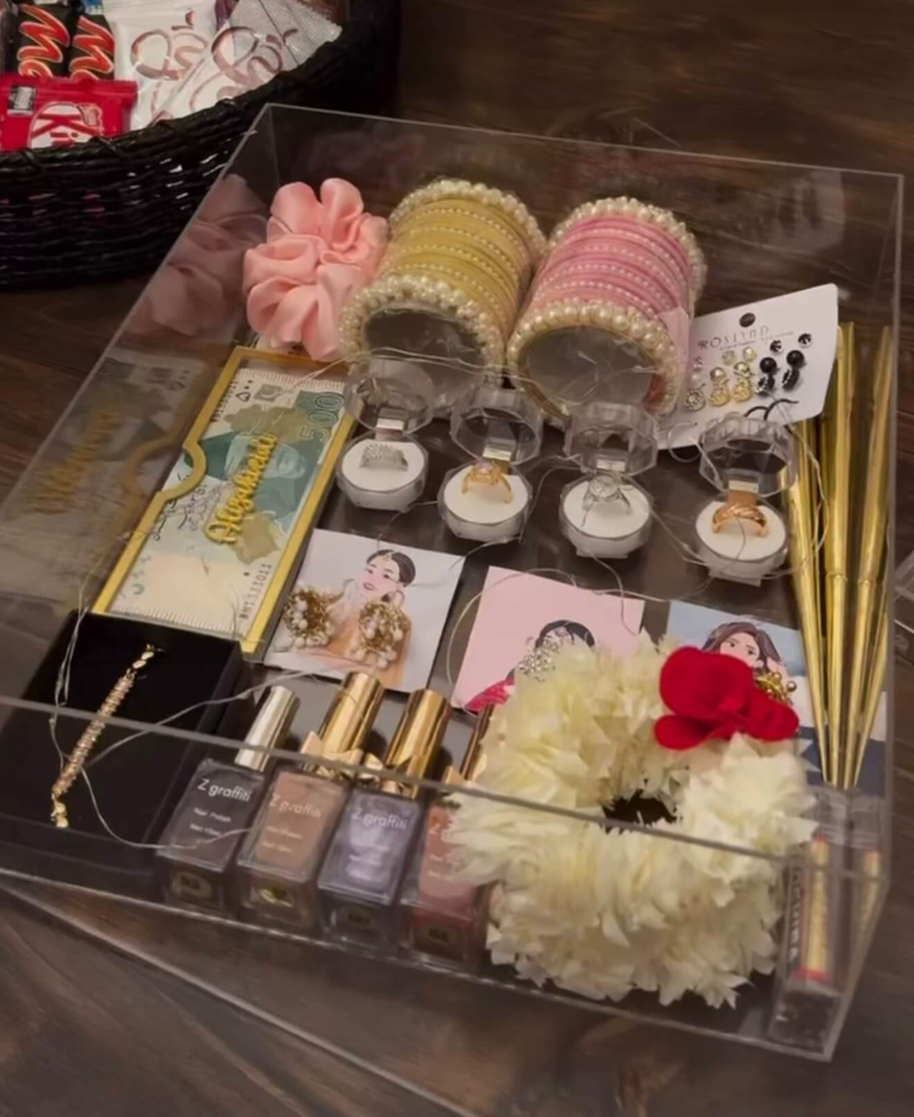 Accesseriores eidi box